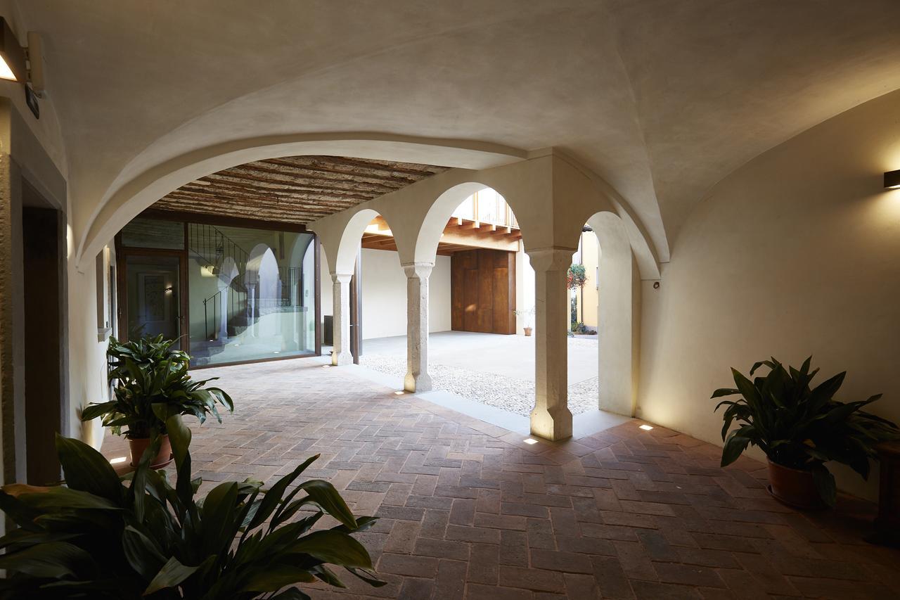 Palazzo Eleonora Bed and Breakfast Monasterolo del Castello Eksteriør billede