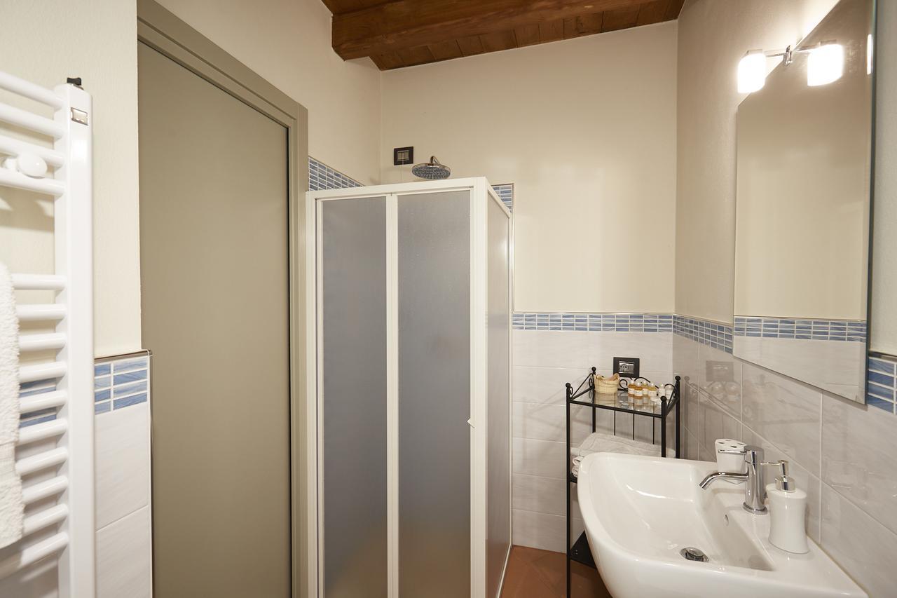 Palazzo Eleonora Bed and Breakfast Monasterolo del Castello Eksteriør billede